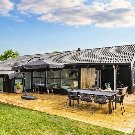 8 Person Holiday Home In Bindslev Bagian luar foto